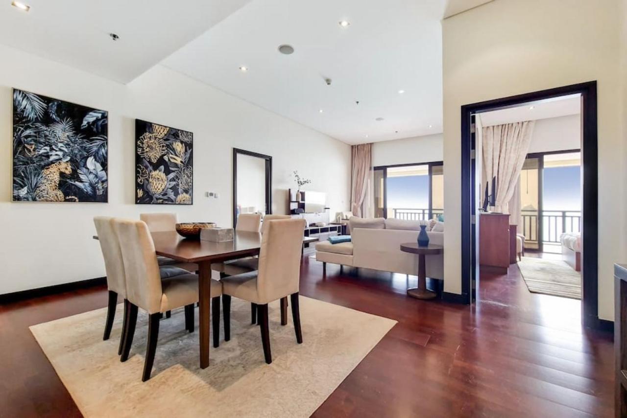 Royal Amwaj Residences North - Vibrant Two Bedroom Дубай Экстерьер фото